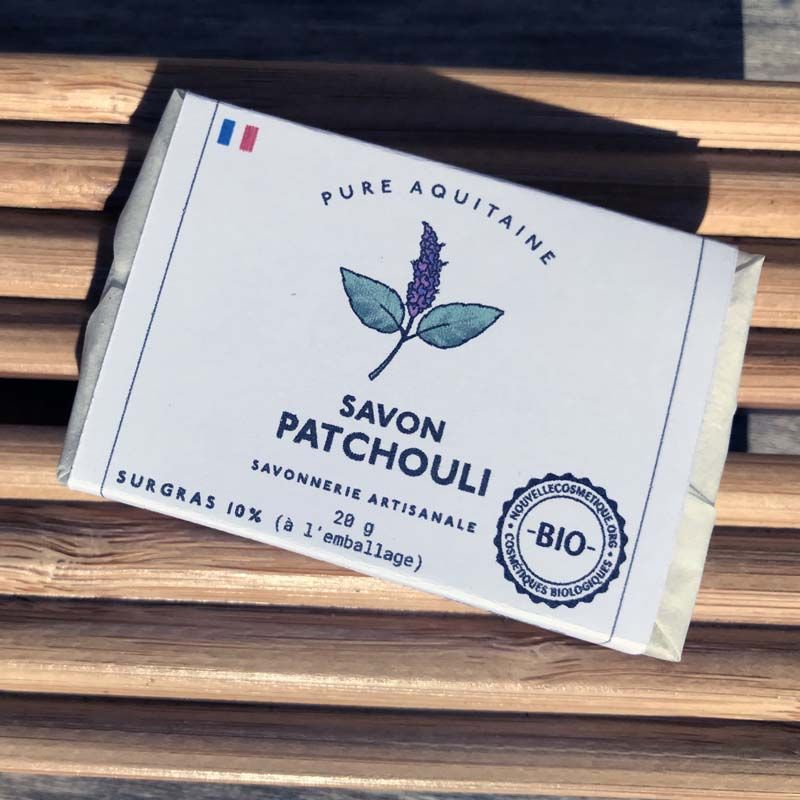 savon invité patchouli surgras